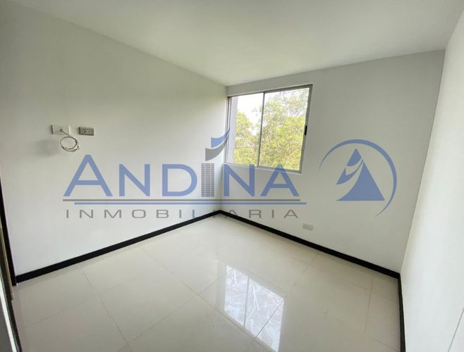 Apartamento de 3 alcobas en venta en El Diamante No. 2, Medellín, 92 m² · foto 17 de 18