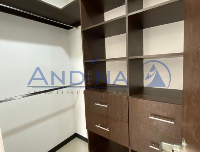 Apartamento de 3 alcobas en venta en El Diamante No. 2, Medellín, 92 m² · foto 11 de 18