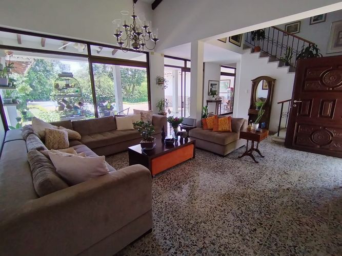 Casa de 5 alcobas en venta en Pance Alto, Cali · foto 10 de 23
