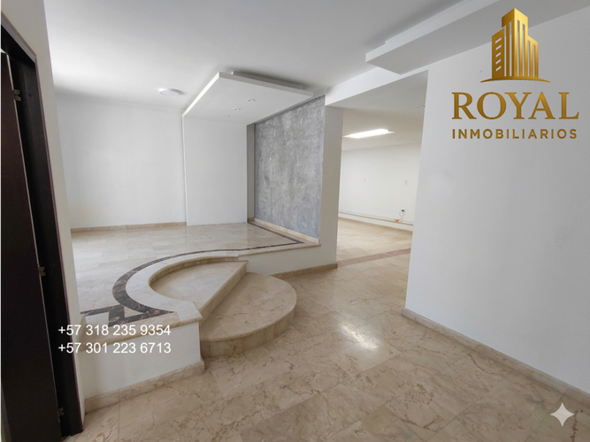 Casa de 6 alcobas en venta en Altos De Riomar, Barranquilla, 490 m² · foto 2 de 24