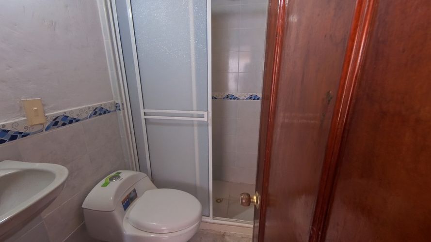 Casa de 4 alcobas en venta en Lagos Iii, Floridablanca, 130 m² · foto 10 de 14