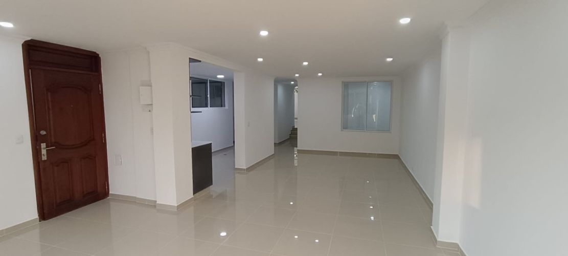 Apartamento de 4 alcobas en venta en Mayapan Las Vegas, Cali, 140 m² · foto 3 de 24