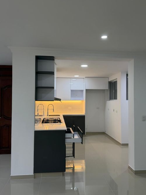 Apartamento de 4 alcobas en venta en Mayapan Las Vegas, Cali, 140 m² · foto 11 de 24
