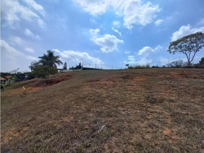 Lote en venta en La Riverita, Cali, 5000 m² · foto 2 de 9