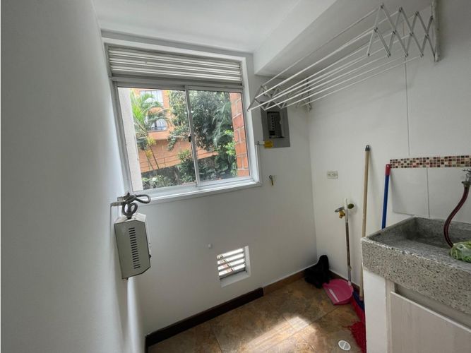 Apartamento de 3 alcobas en venta en El Diamante 2, Envigado, 83 m² · foto 16 de 24
