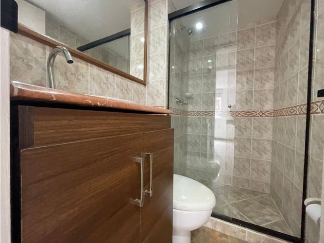 Apartamento de 3 alcobas en venta en El Diamante 2, Envigado, 83 m² · foto 18 de 24