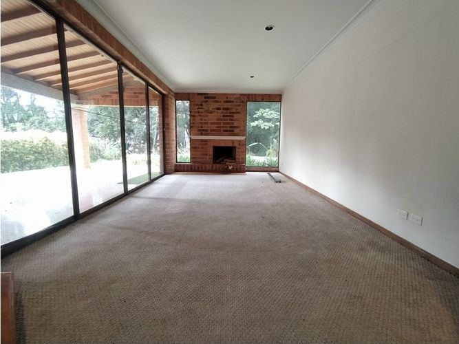Casa de 5 alcobas en arriendo en San Lucas, Medellín, 320 m² · foto 7 de 24