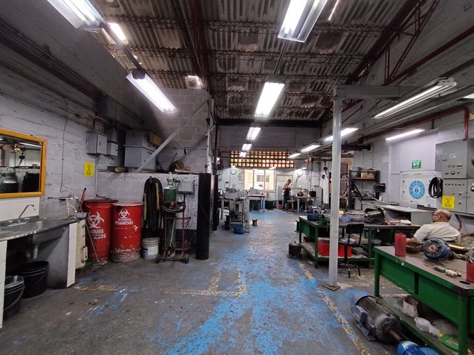 Bodega en arriendo en San Jose Obrero, Bello, 215 m² · foto 2 de 9