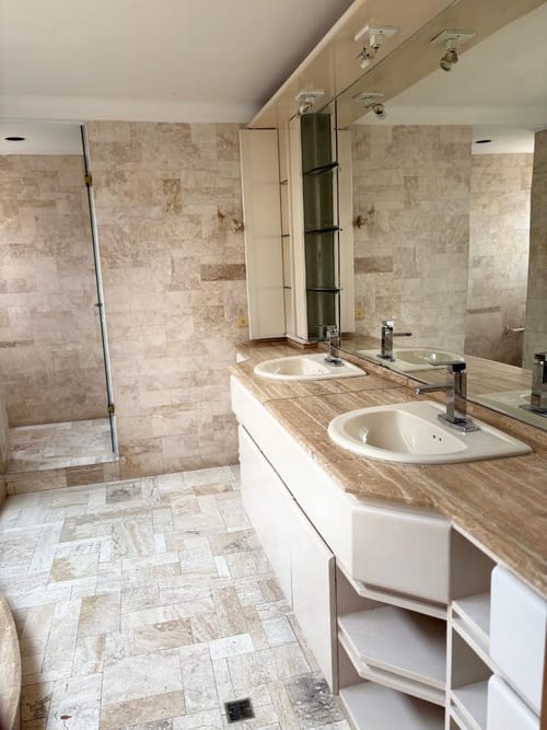 Casa de 4 alcobas en arriendo en Urbanización Las Cumbres, Medellín, 371 m² · foto 19 de 20