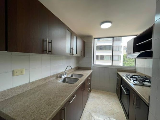 Apartamento en arriendo en La Florida, Medellín · foto 5 de 18