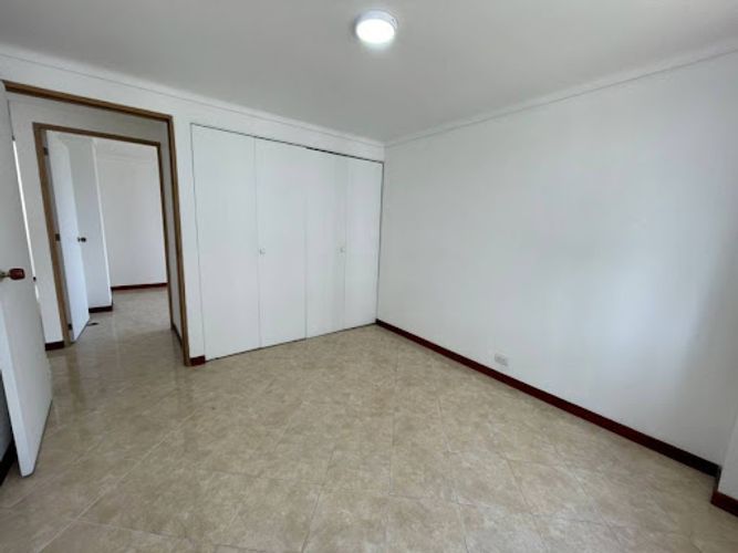 Apartamento en arriendo en La Florida, Medellín · foto 17 de 18