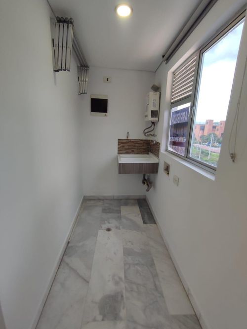 Apartamento de 3 alcobas en arriendo en Laureles, Medellín, 120 m² · foto 20 de 20