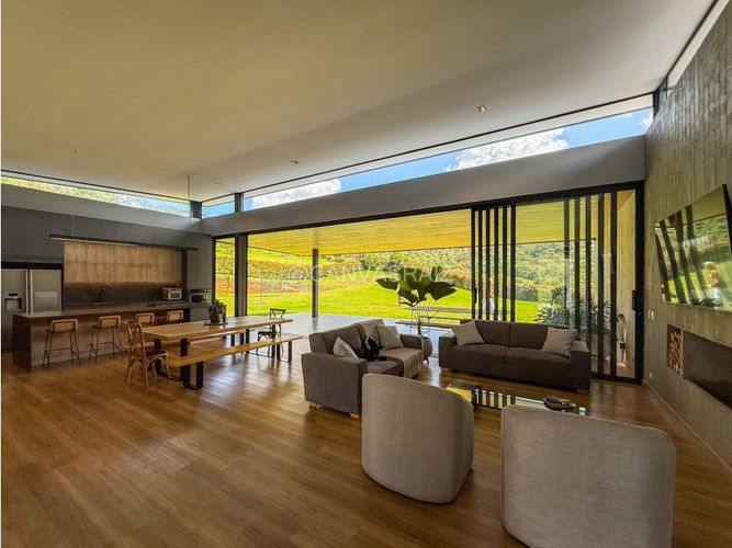 Finca en venta en El Portento, El Retiro, 461 m² · foto 3 de 17