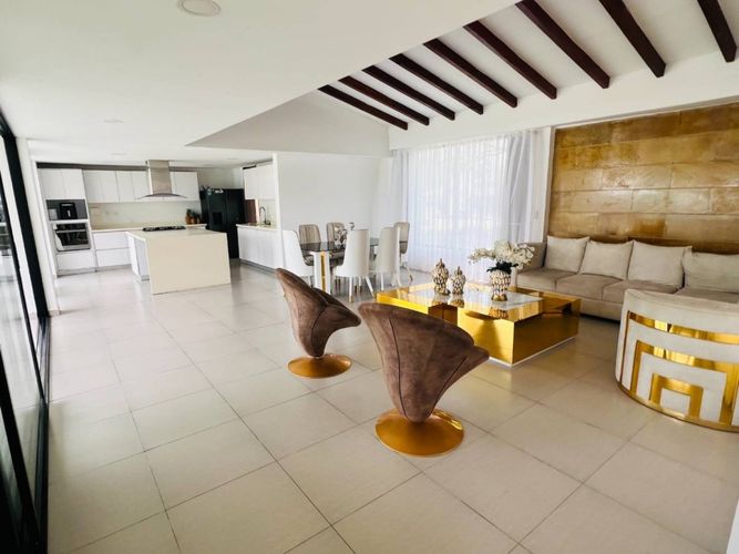 Casa de 5 alcobas en venta en Matapalo, Palmira, 491 m² · foto 4 de 24