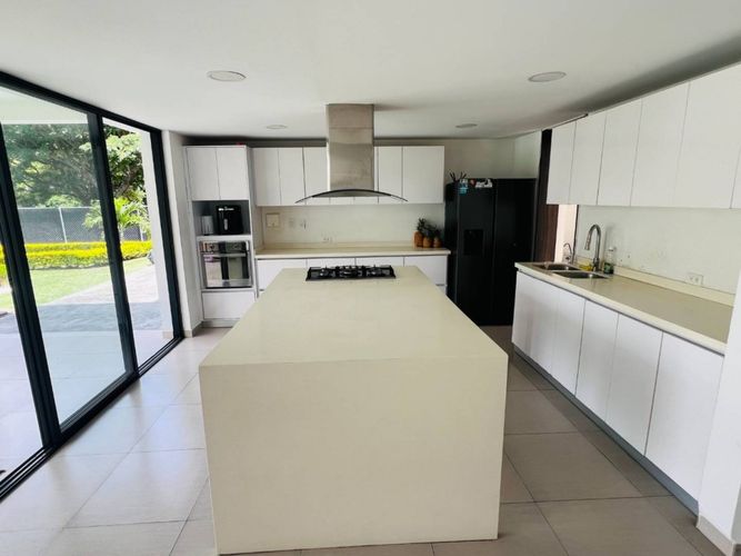 Casa de 5 alcobas en venta en Matapalo, Palmira, 491 m² · foto 6 de 24