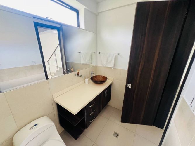 Casa de 5 alcobas en venta en Matapalo, Palmira, 491 m² · foto 10 de 24