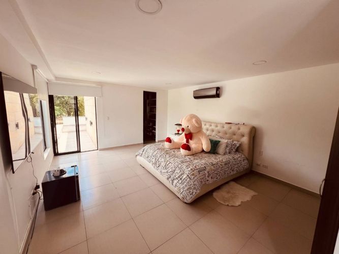 Casa de 5 alcobas en venta en Matapalo, Palmira, 491 m² · foto 14 de 24