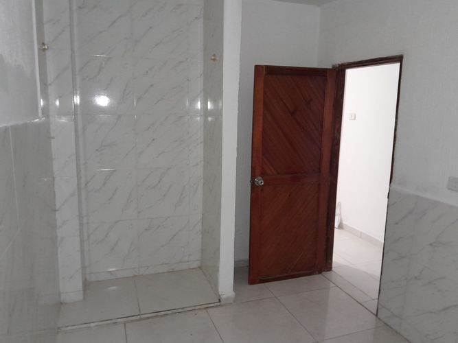 Casa de 8 alcobas en venta en Las Margaritas, Soledad, 180 m² · foto 12 de 24