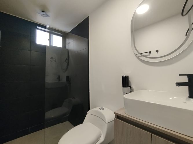 Apartamento de 2 alcobas en arriendo en Laureles, Medellín, 88 m² · foto 2 de 20