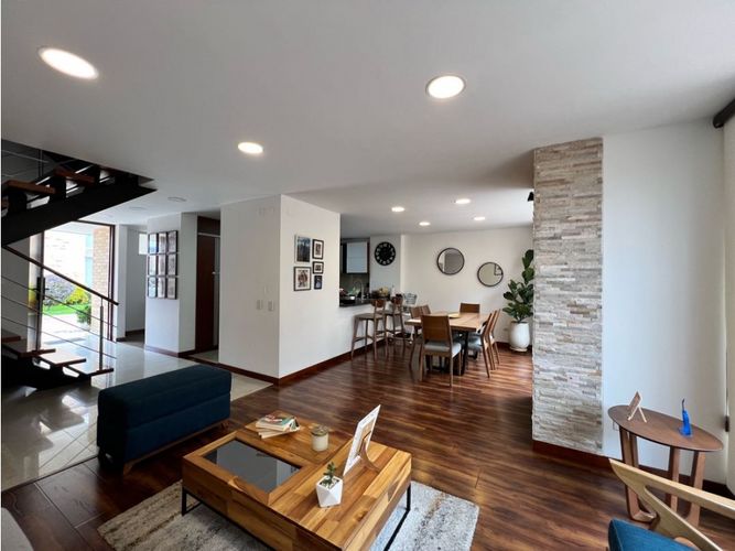 Casa de 3 alcobas en venta en Ub La Virginia, Chía, 178 m² · foto 3 de 24