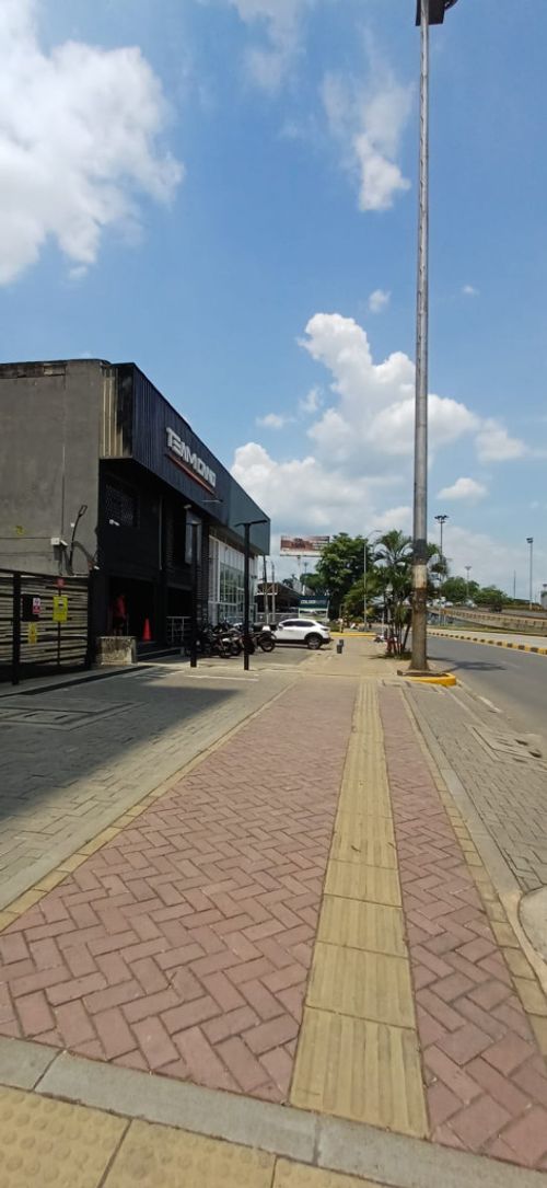 Local en arriendo en La Flora, Cali, 24 m² · foto 2 de 7