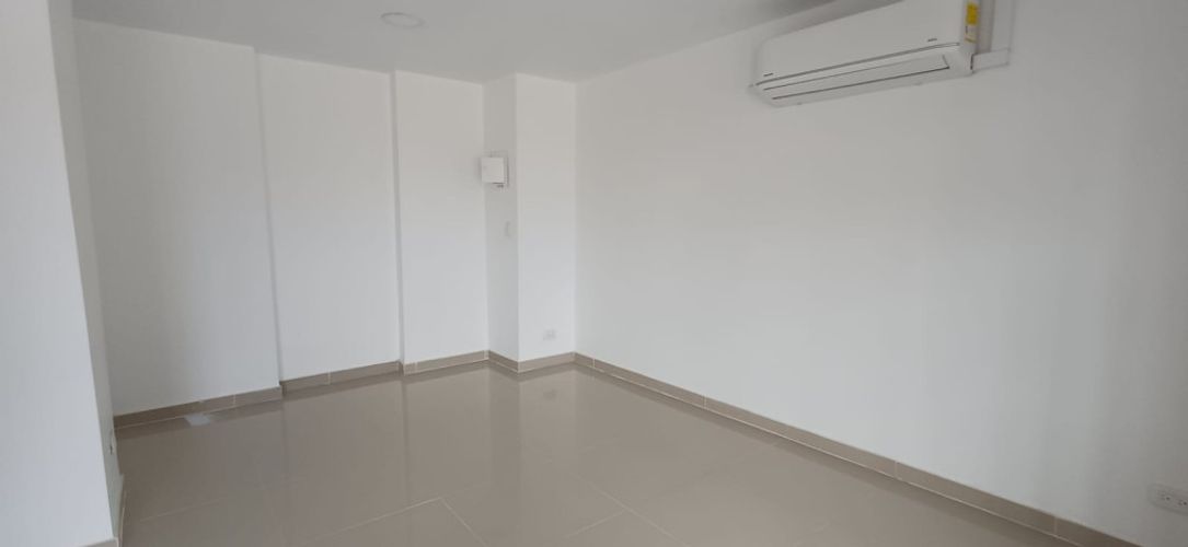 Local en arriendo en La Flora, Cali, 24 m² · foto 4 de 7