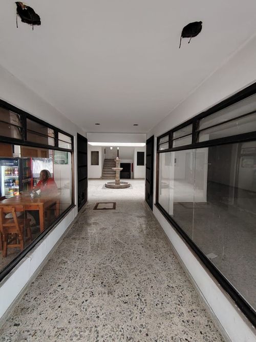 Edificio en arriendo en Santa Rosa, Cali, 900 m² · foto 6 de 9