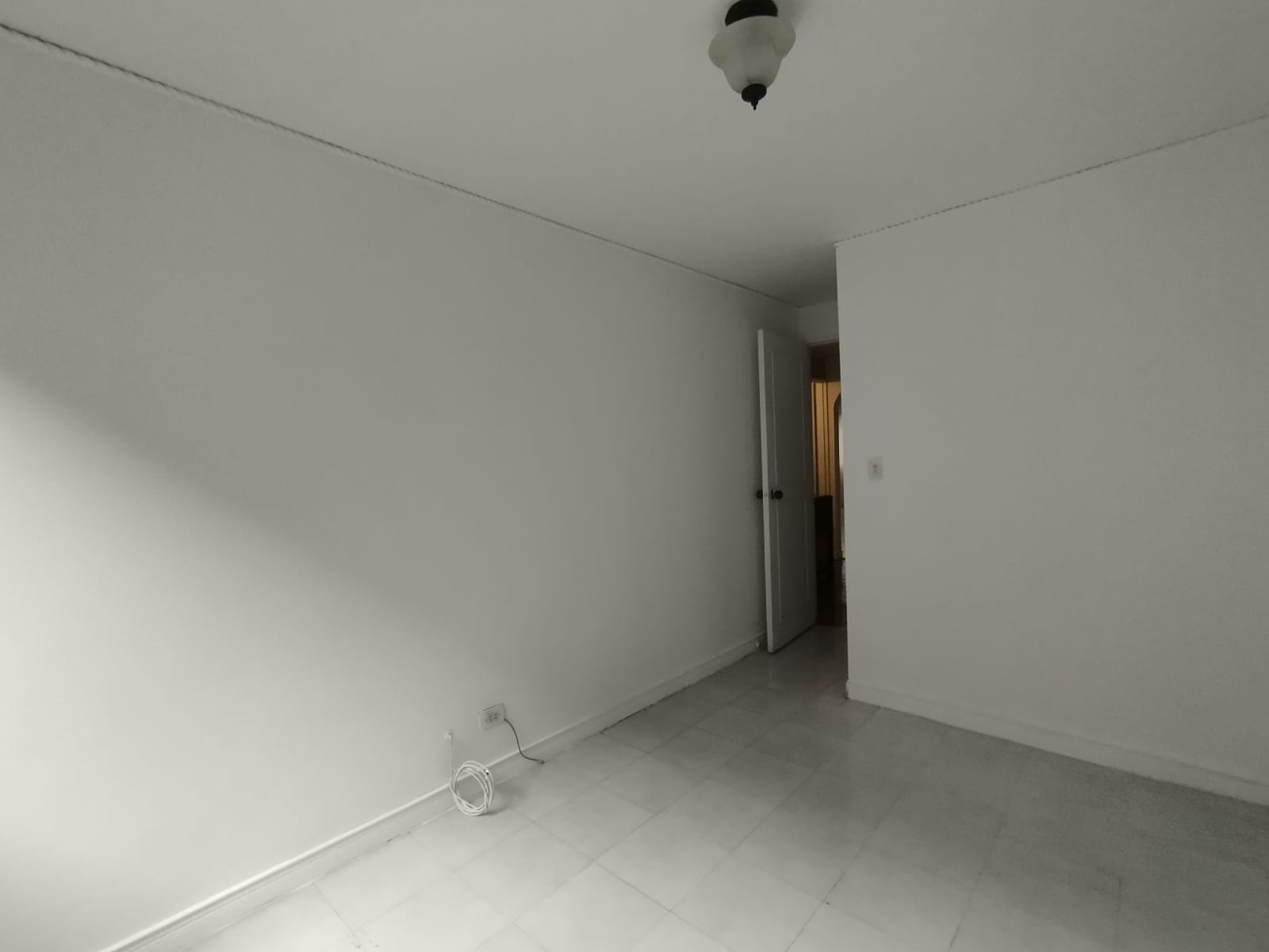 Apartamento en arriendo en El Poblado, Medellín · foto 7 de 14