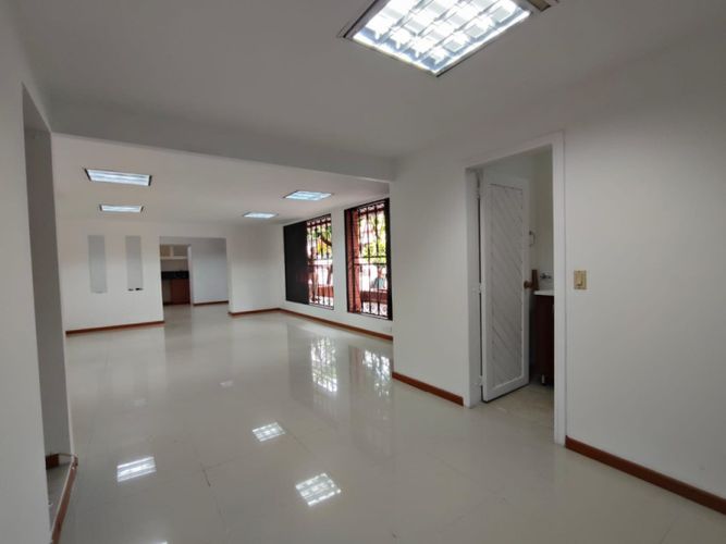 Local en venta en San Fernando Viejo, Cali, 61 m² · foto 15 de 19