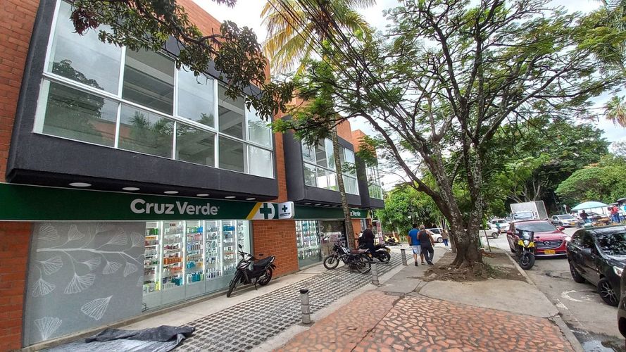 Local en arriendo en San Fernando Viejo, Cali, 192 m² · foto 2 de 19