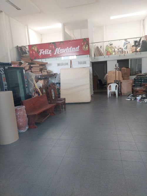 Bodega en arriendo en Santa Monica, Cali, 200 m² · foto 2 de 4