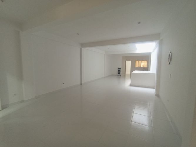 Bodega en arriendo en Obrero, Cali, 136 m² · foto 2 de 14