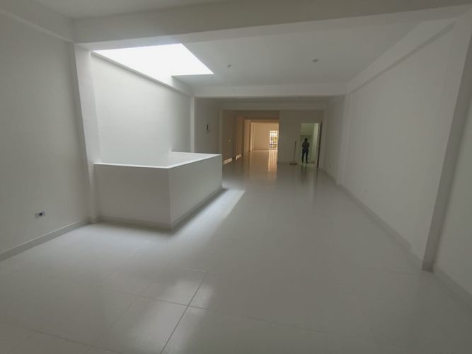 Bodega en arriendo en Obrero, Cali, 136 m² · foto 8 de 14