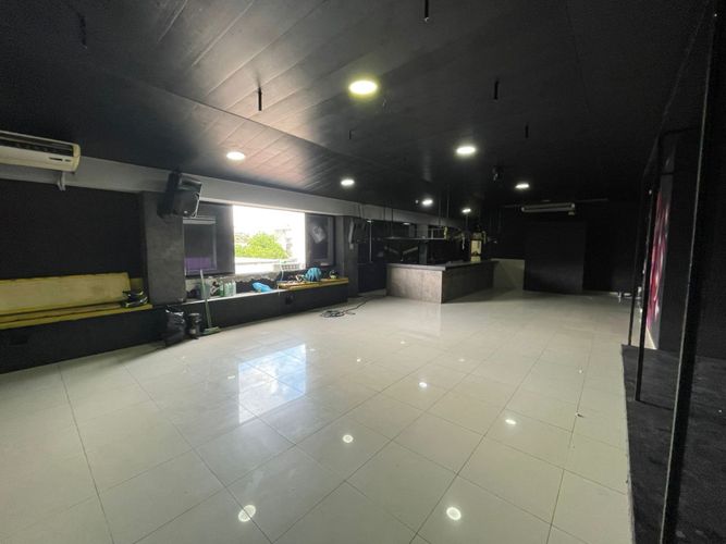 Local en arriendo en Los Cambulos, Cali, 200 m² · foto 7 de 24