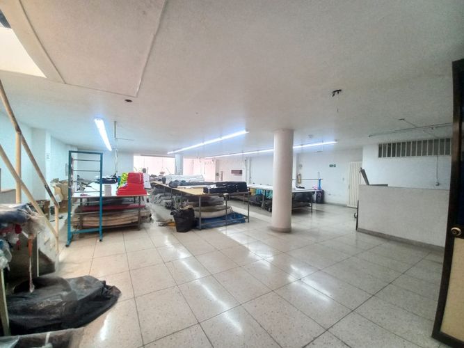 Casa de 6 alcobas en arriendo en Guayaquil, Cali, 1035 m² · foto 9 de 21