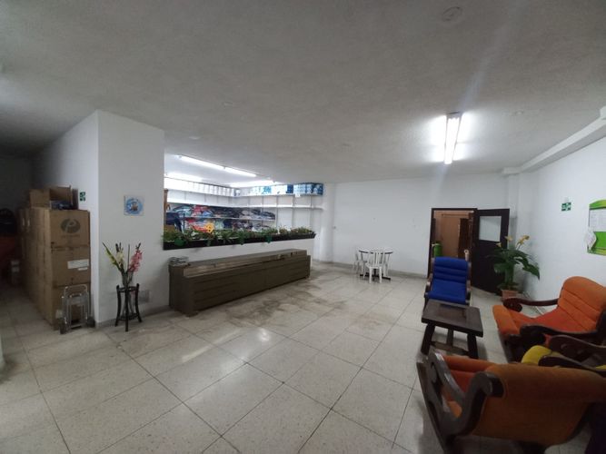 Casa de 6 alcobas en arriendo en Guayaquil, Cali, 1035 m² · foto 10 de 21