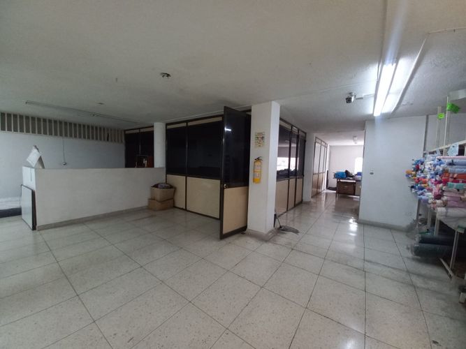 Casa de 6 alcobas en arriendo en Guayaquil, Cali, 1035 m² · foto 11 de 21