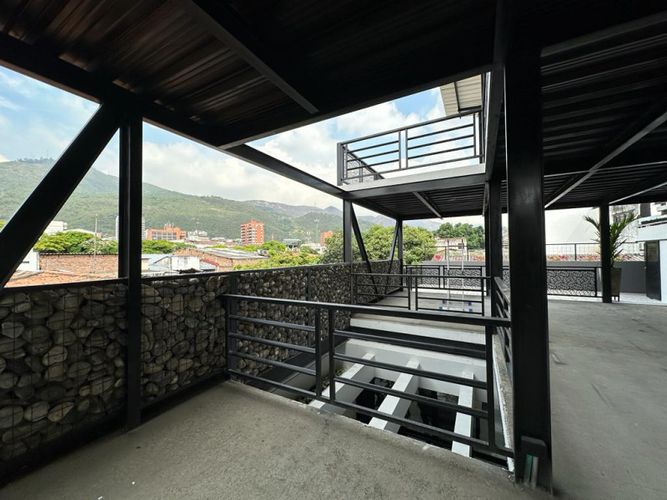 Local en arriendo en San Vicente, Cali, 320 m² · foto 3 de 17