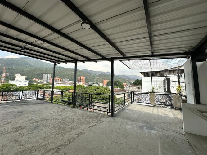 Local en arriendo en San Vicente, Cali, 320 m² · foto 10 de 17