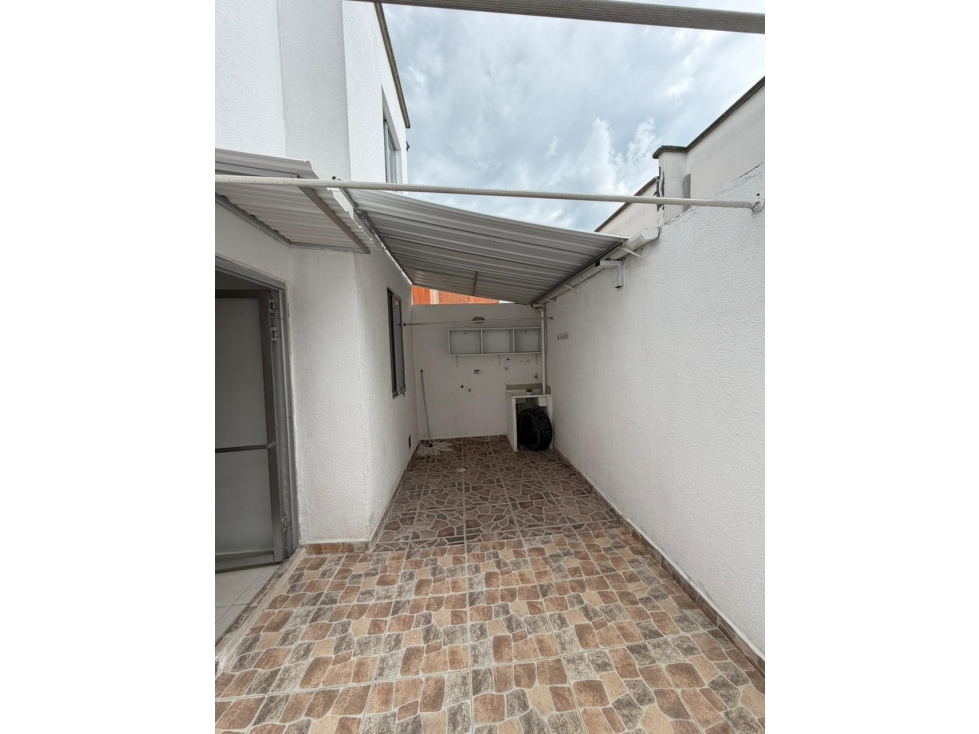 Casa en venta en Cerritos, Pereira · foto 3 de 12