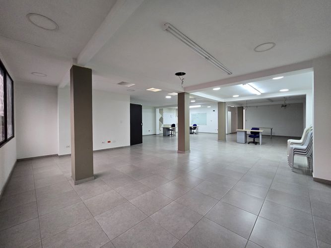 Edificio en venta en San Vicente, Cali, 695 m² · foto 16 de 22