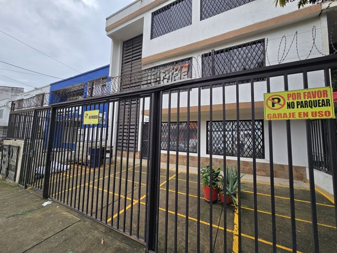 Edificio en venta en San Vicente, Cali, 695 m² · foto 22 de 22