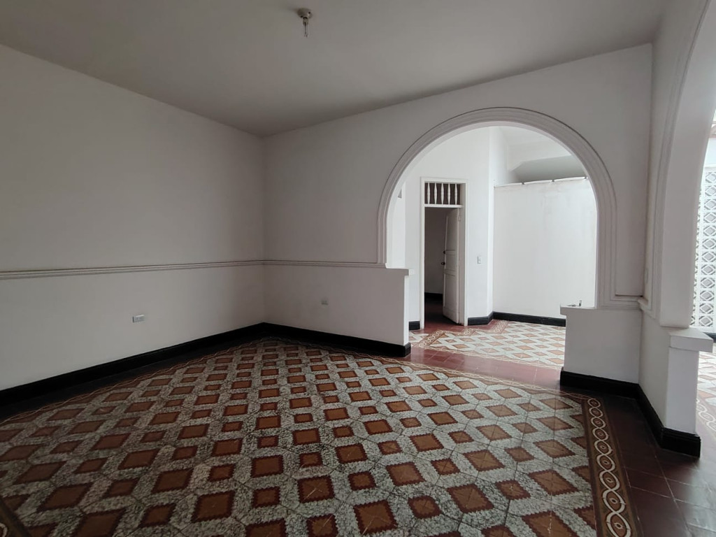 Casa en Arriendo en Bellavista, Cali