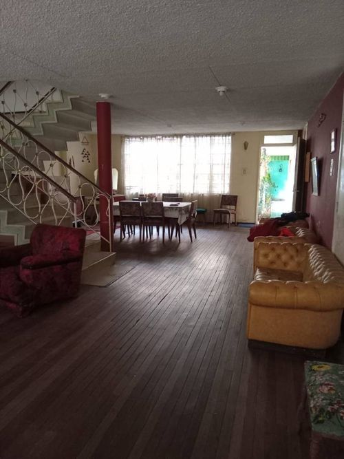 Casa de 8 alcobas en venta en Villemar, Bogotá, 375 m² · foto 11 de 24