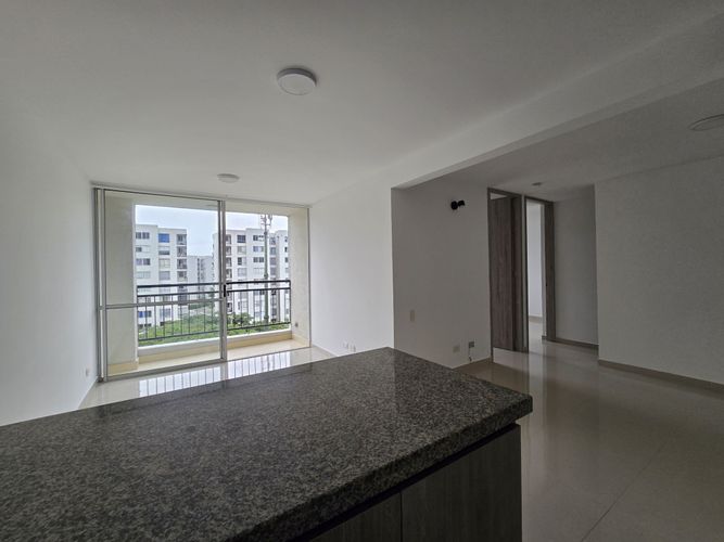Apartamento de 2 alcobas en venta en Zona Industrial, Yumbo, 60 m² · foto 6 de 19