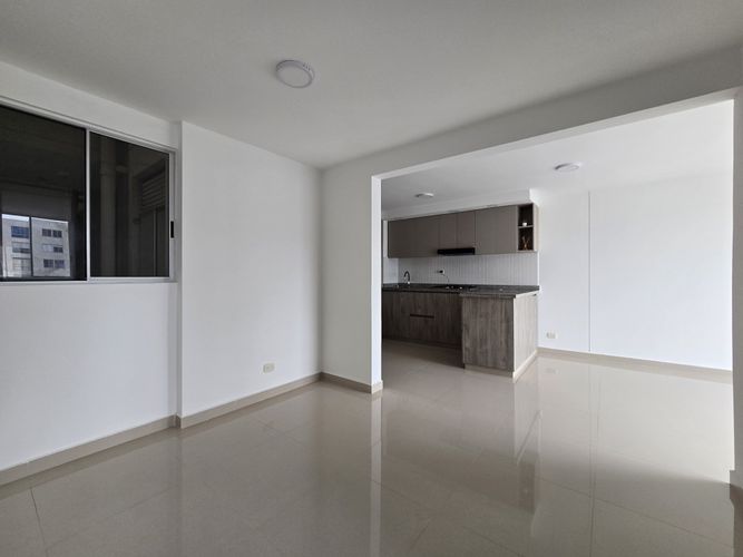 Apartamento de 2 alcobas en venta en Zona Industrial, Yumbo, 60 m² · foto 11 de 19