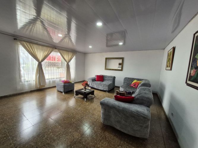 Casa de 5 alcobas en venta en La Flora, Cali, 400 m² · foto 7 de 22