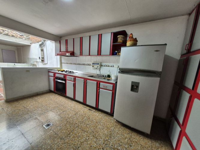 Casa de 5 alcobas en venta en La Flora, Cali, 400 m² · foto 10 de 22