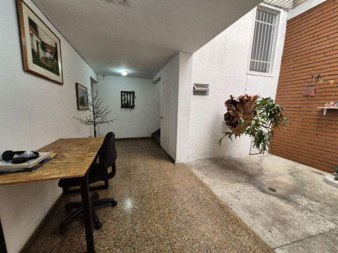 Casa de 5 alcobas en venta en La Flora, Cali, 400 m² · foto 14 de 22