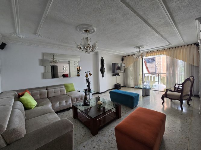 Apartamento de 4 alcobas en venta en Tejares Cristales, Cali, 212 m² · foto 7 de 21